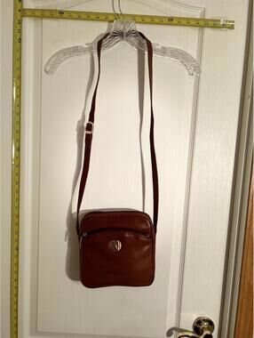 Vintage ANNE KLEIN II Brown Genuine Leather Slim Shoulder Handbag EUC